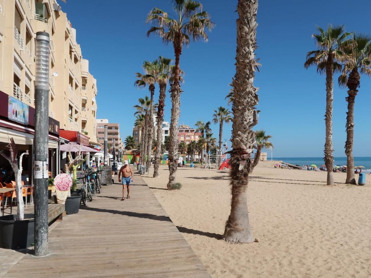 Appartement Emilia De La Playa à La Mata  Extérieur photo